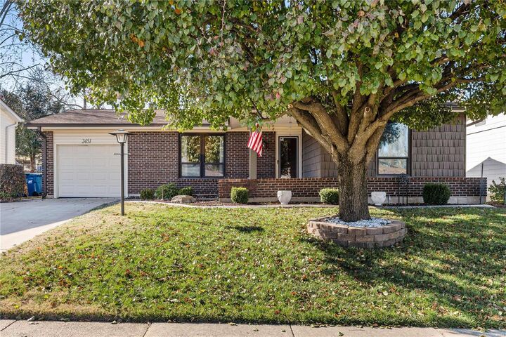 2451 Wesbay Drive  Maryland Heights MO 63043 photo