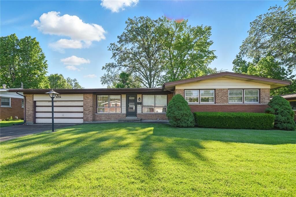 Property Photo:  9724 Venice Drive  MO 63136 