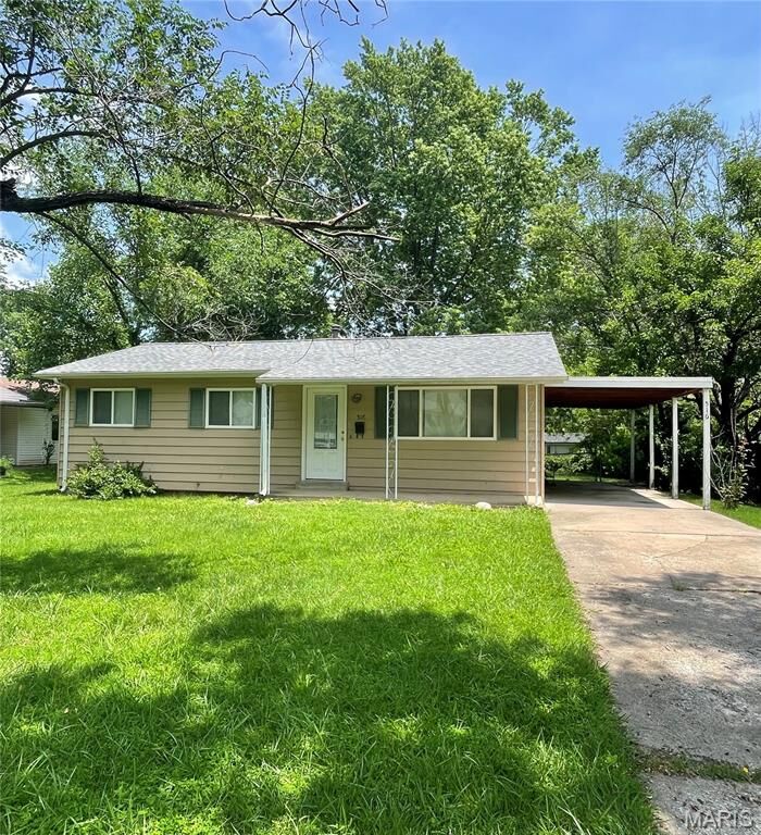 Property Photo: 516 Kent Drive MO 63385