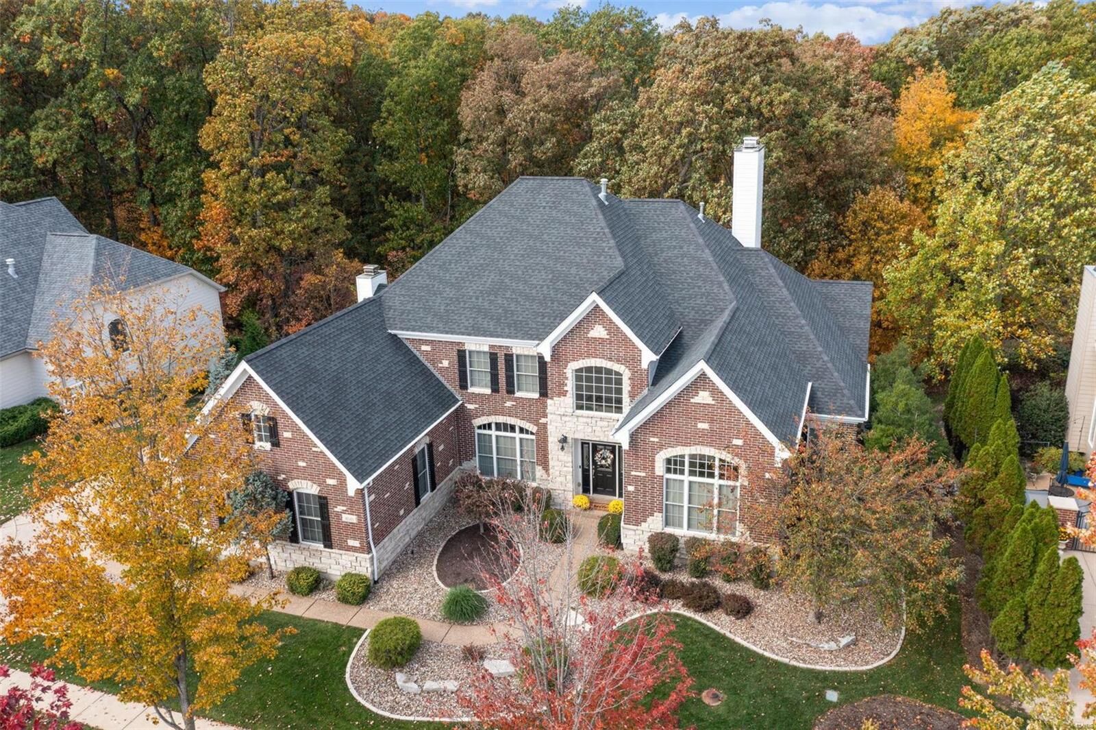 Property Photo: 16343 Wynncrest Falls Way MO 63005
