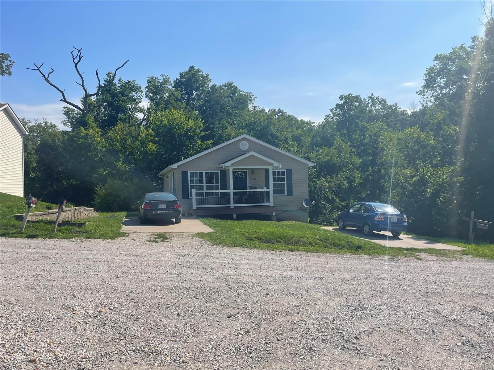 Property Photo:  222 Hickory Street  MO 63377