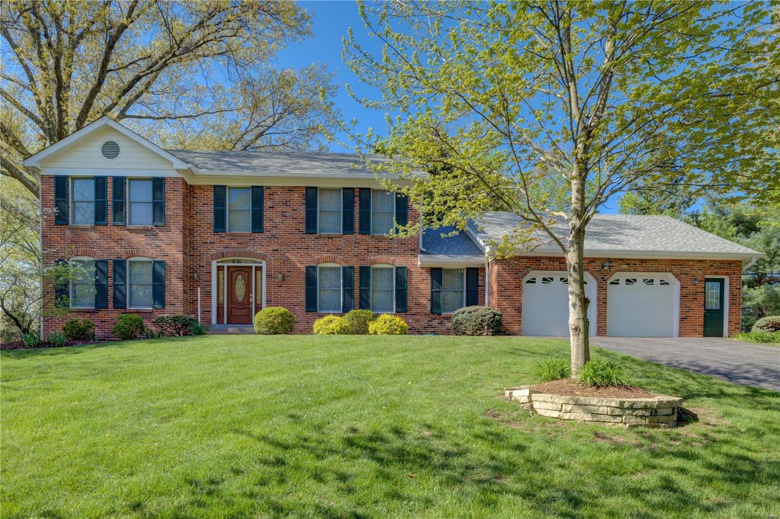 Property Photo:  273 Greenbriar Estates Drive  MO 63122 