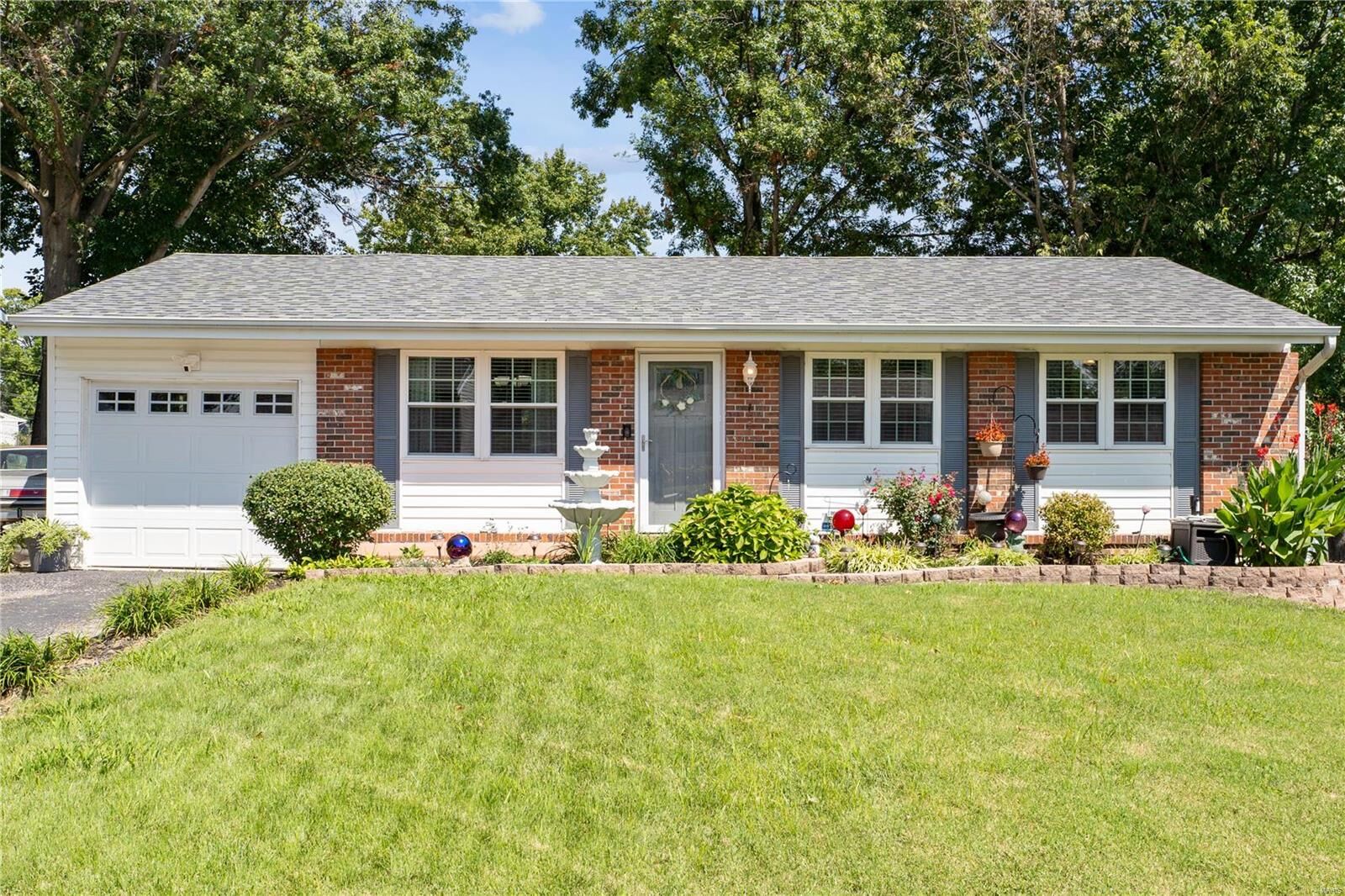 Property Photo: 2011 Gladiator Drive MO 63026