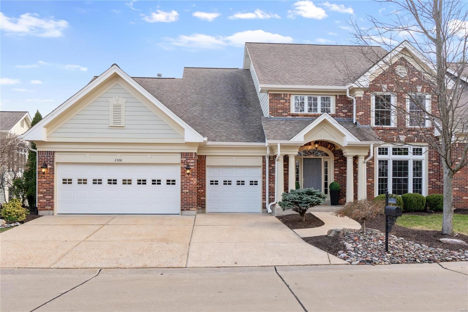 Property Photo: 2308 Picardy Place Drive MO 63017