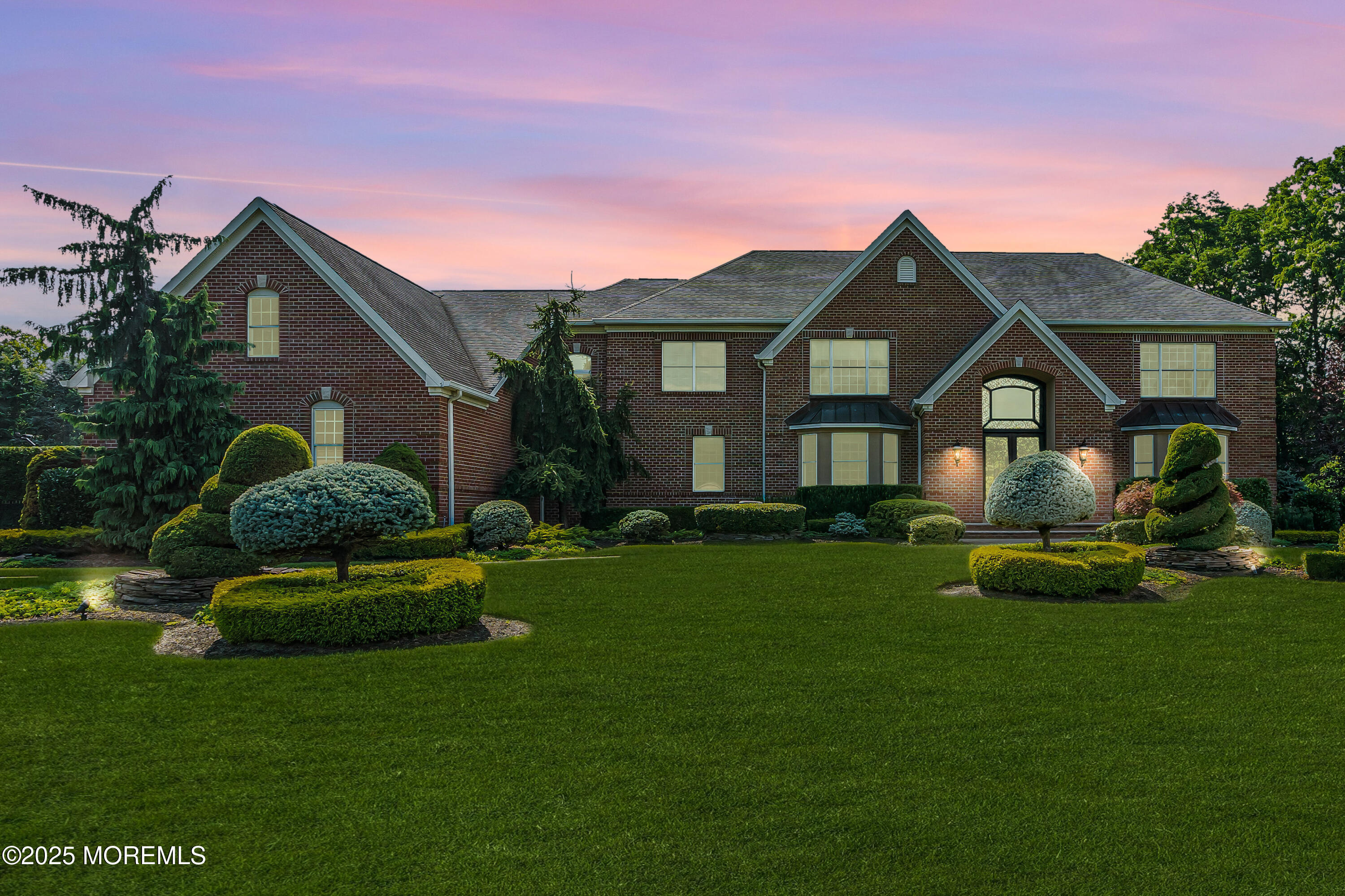 Property Photo:  9 Boxwood Terrace  NJ 07733 