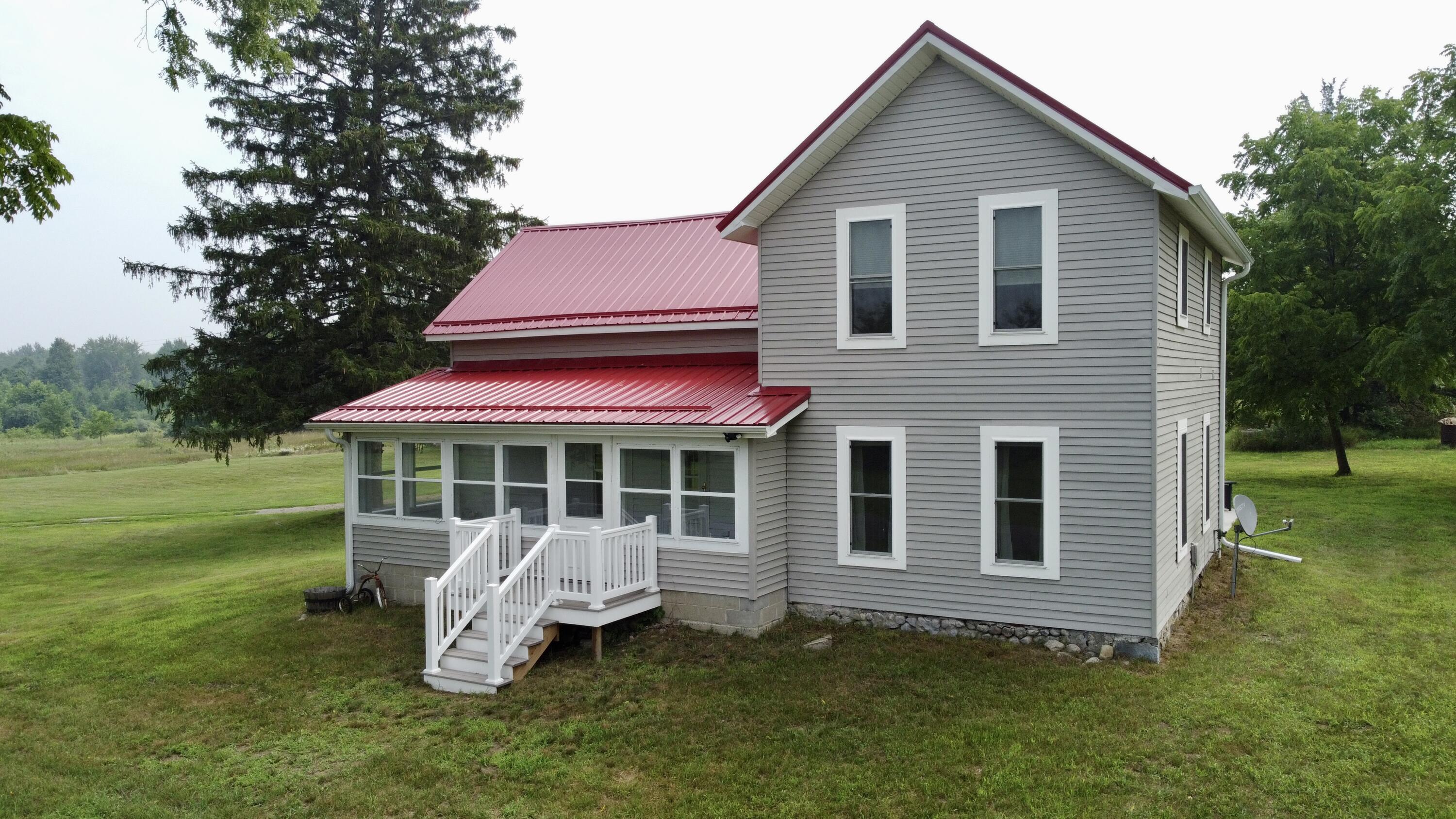 22679 52nd Street  Grand Junction MI 49056 photo