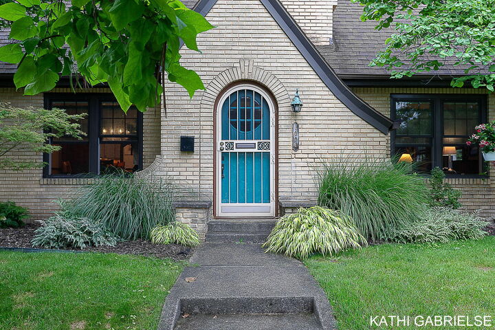 Property Photo: 1001 Sheldon Road MI 49417
