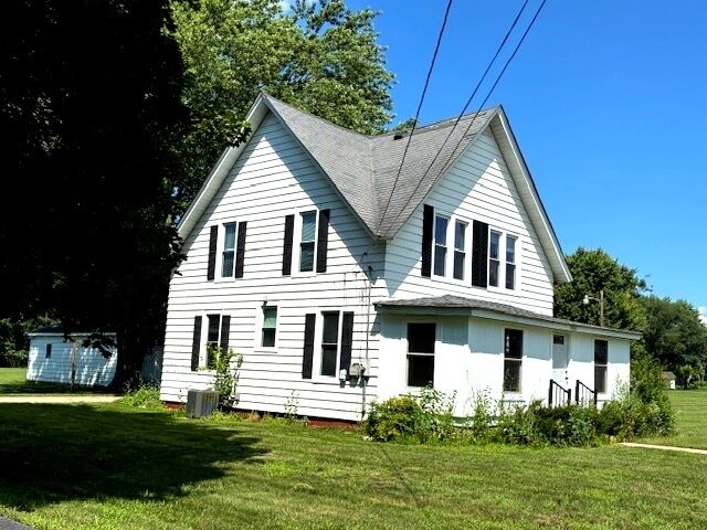 Property Photo: 200 8th Avenue IL 60152
