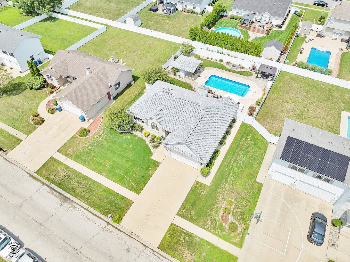 Property Photo:  905 Magnolia Drive  IL 60914 