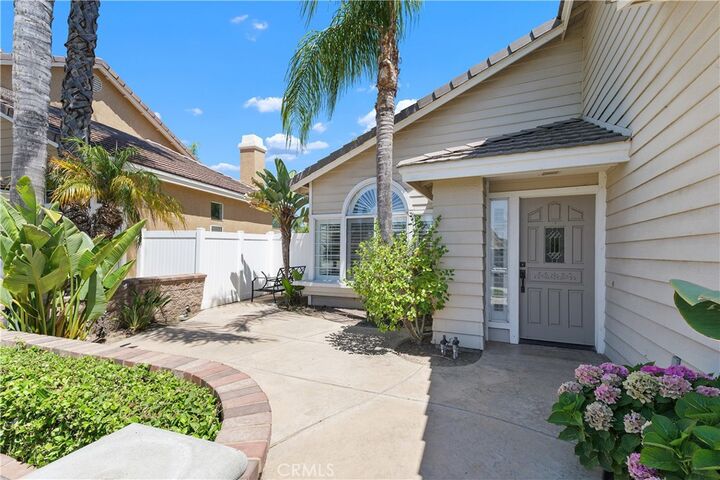 Property Photo:  30440 Teal Brook Dr  CA 92584 