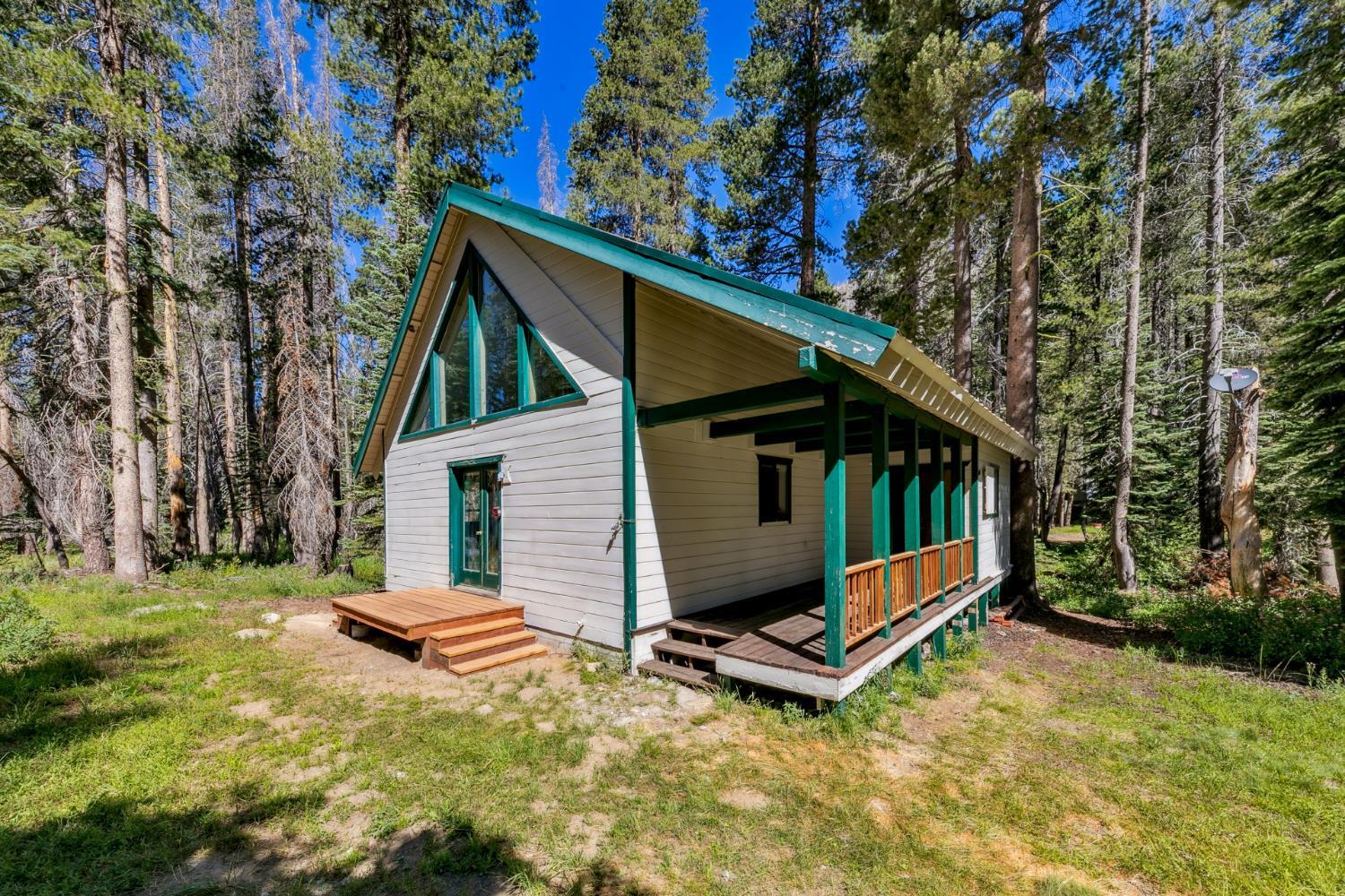 Property Photo: 2010 Audrain Way CA 95721