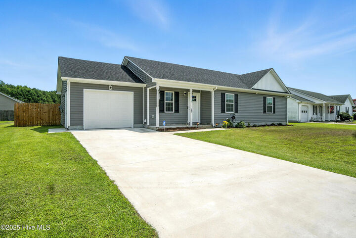 Property Photo:  302 Kristin Street  NC 27909 