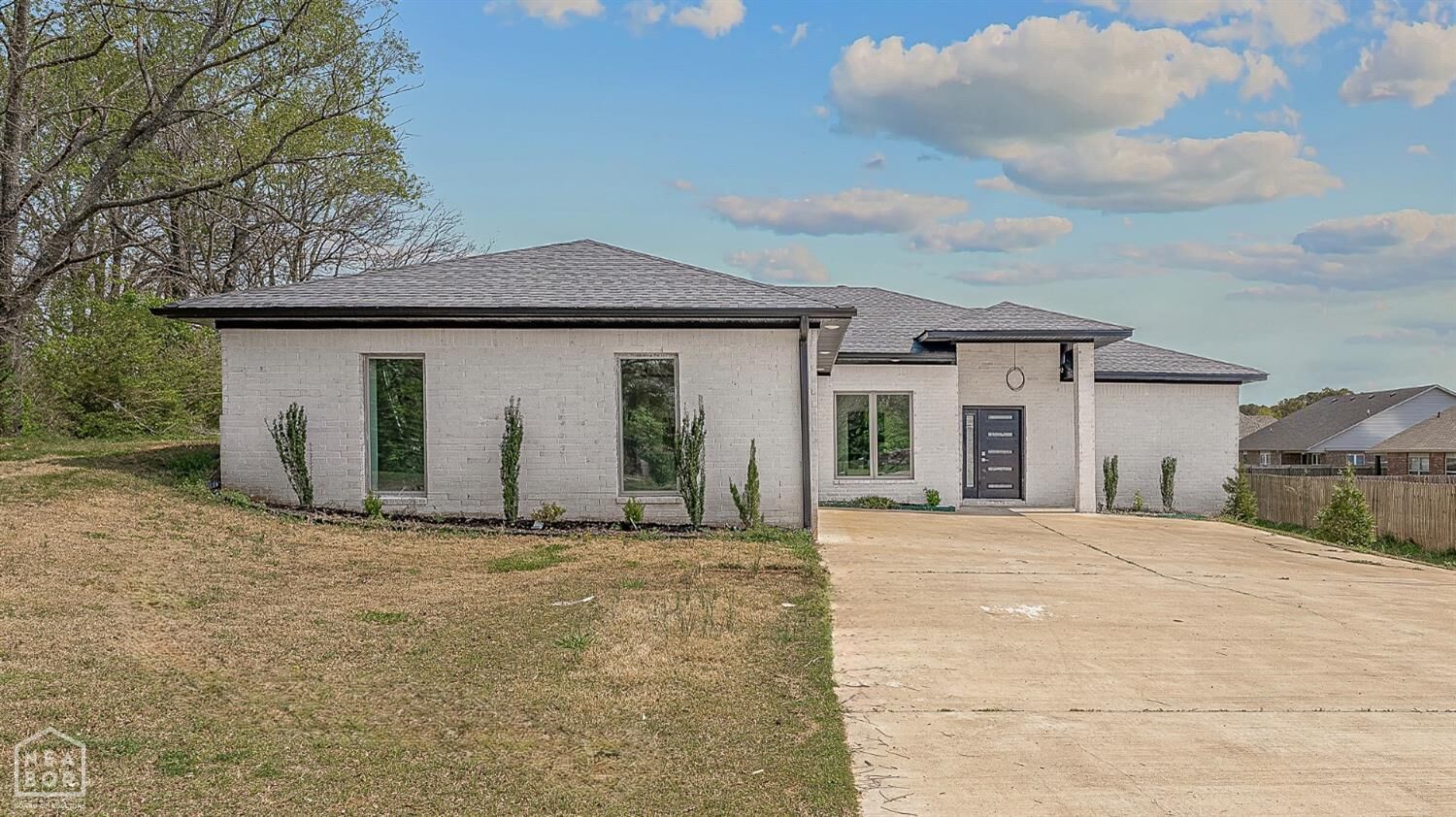 Property Photo: 500 N Airport AR 72405