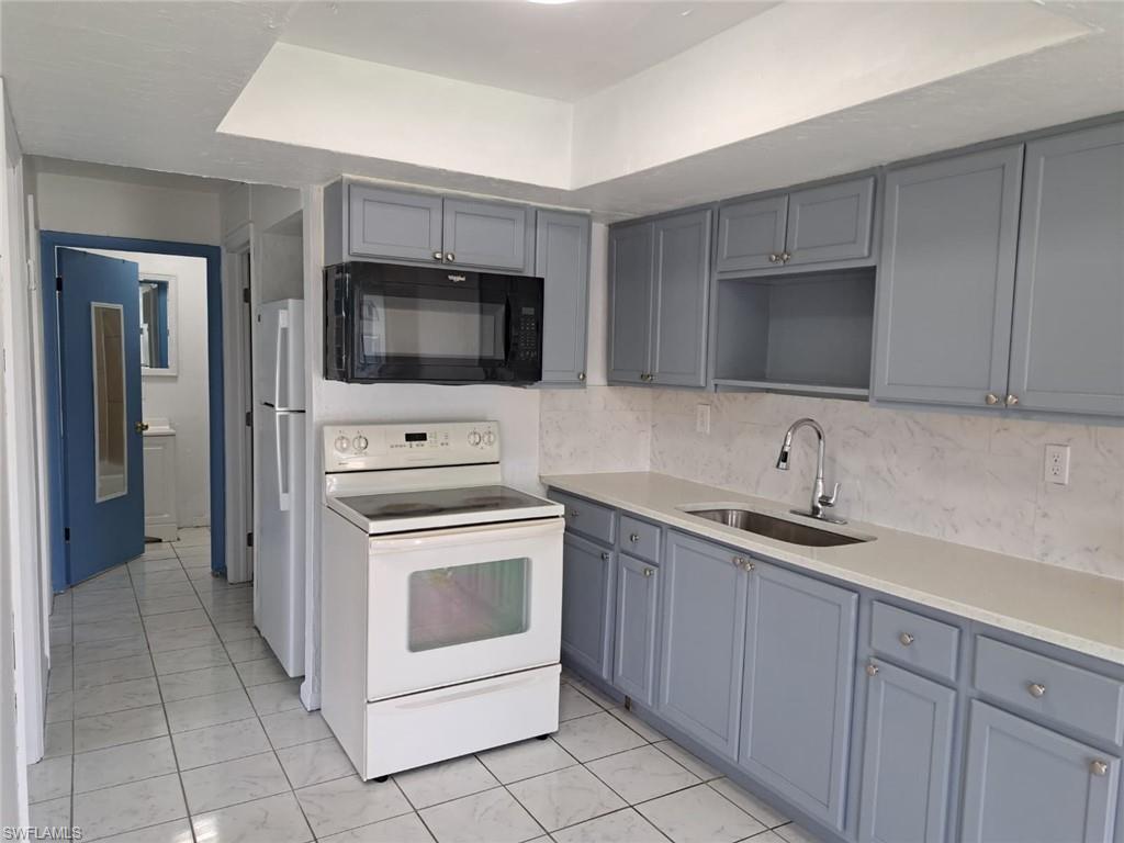 Property Photo: 3743 Estelle St FL 33916