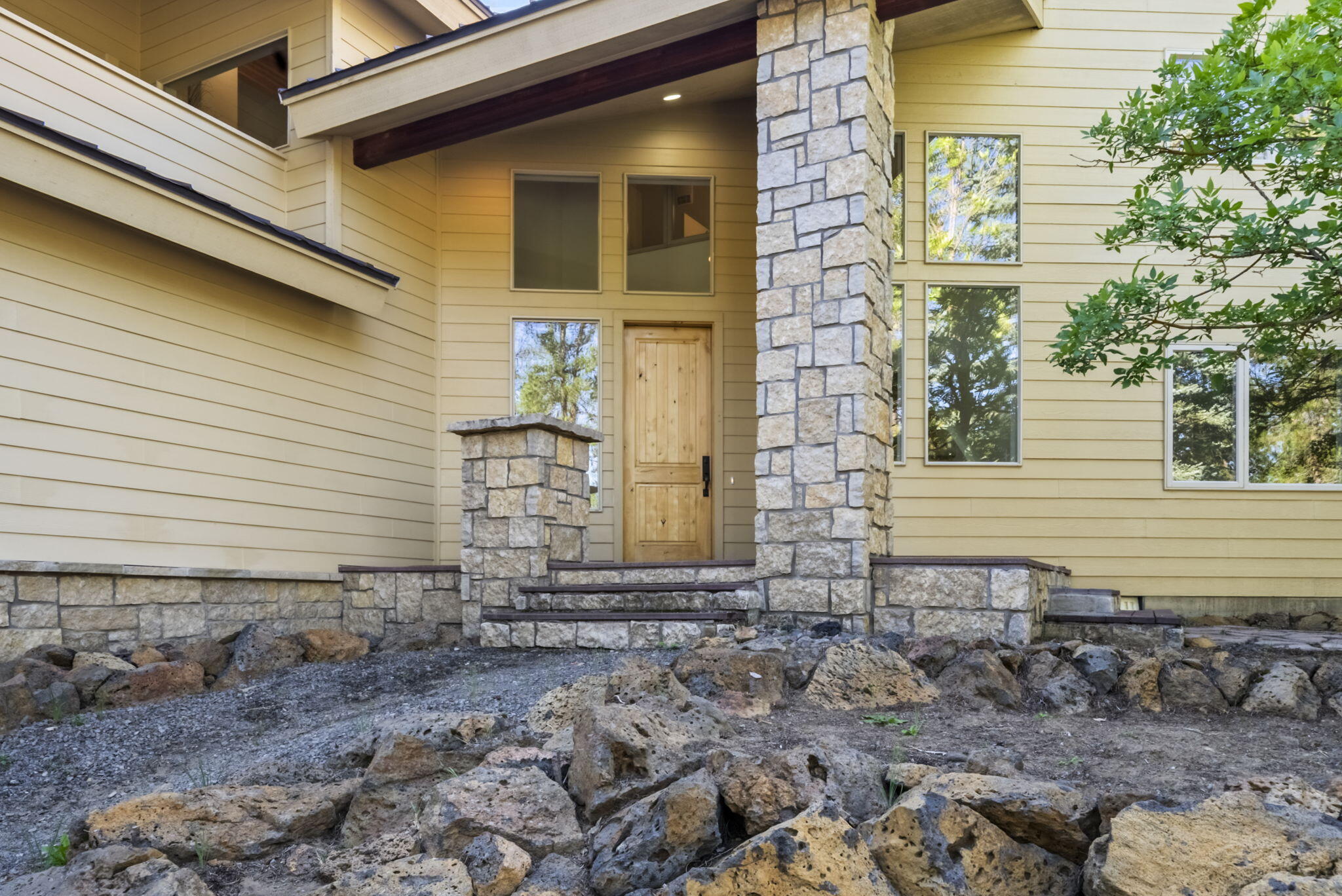 Property Photo: 57776 Umpqua Lane OR 97707