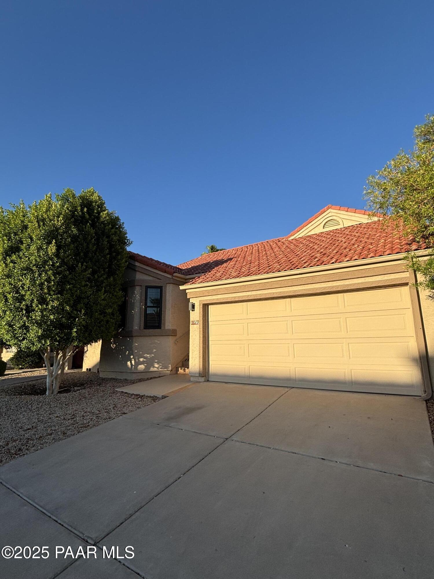 Property Photo: 11927 N 113th Street AZ 85259