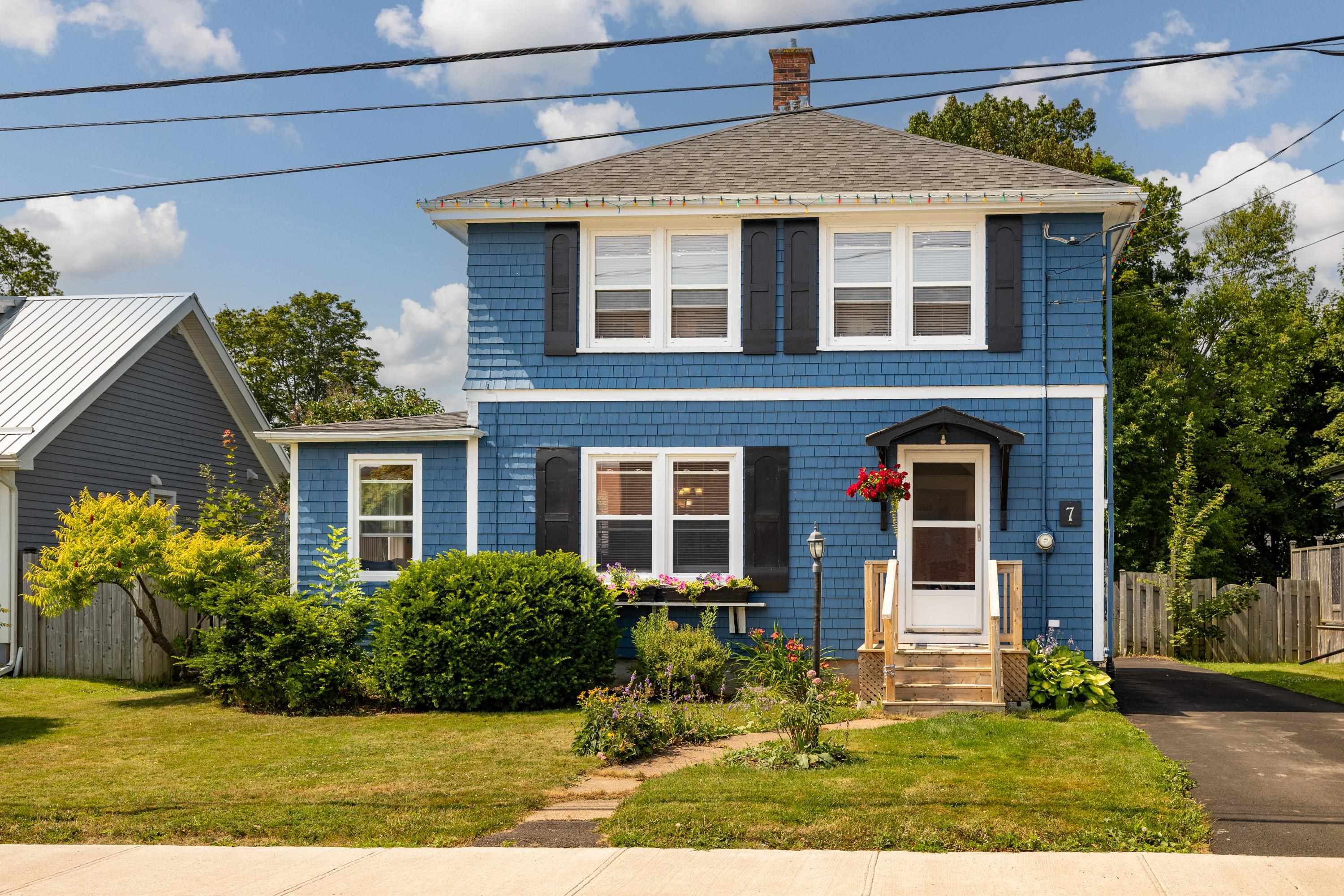 7 Birchwood Street  Charlottetown PE C1A 1Z1 photo