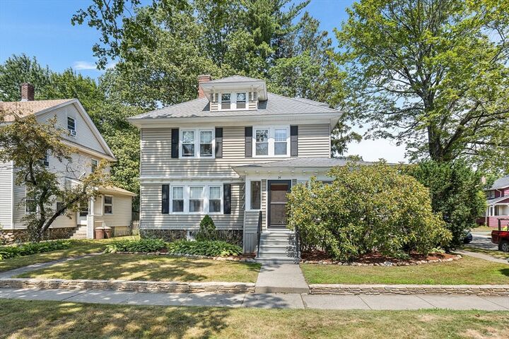 34 Monroe Ave  Worcester MA 01602 photo