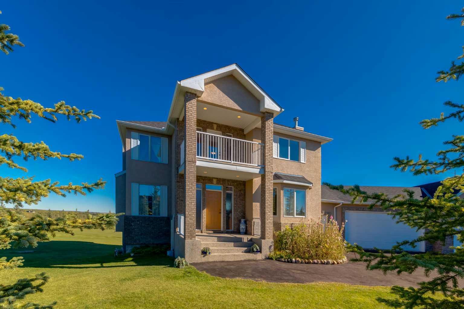 Property Photo: 32 Gray Way NW AB T3R 1K7
