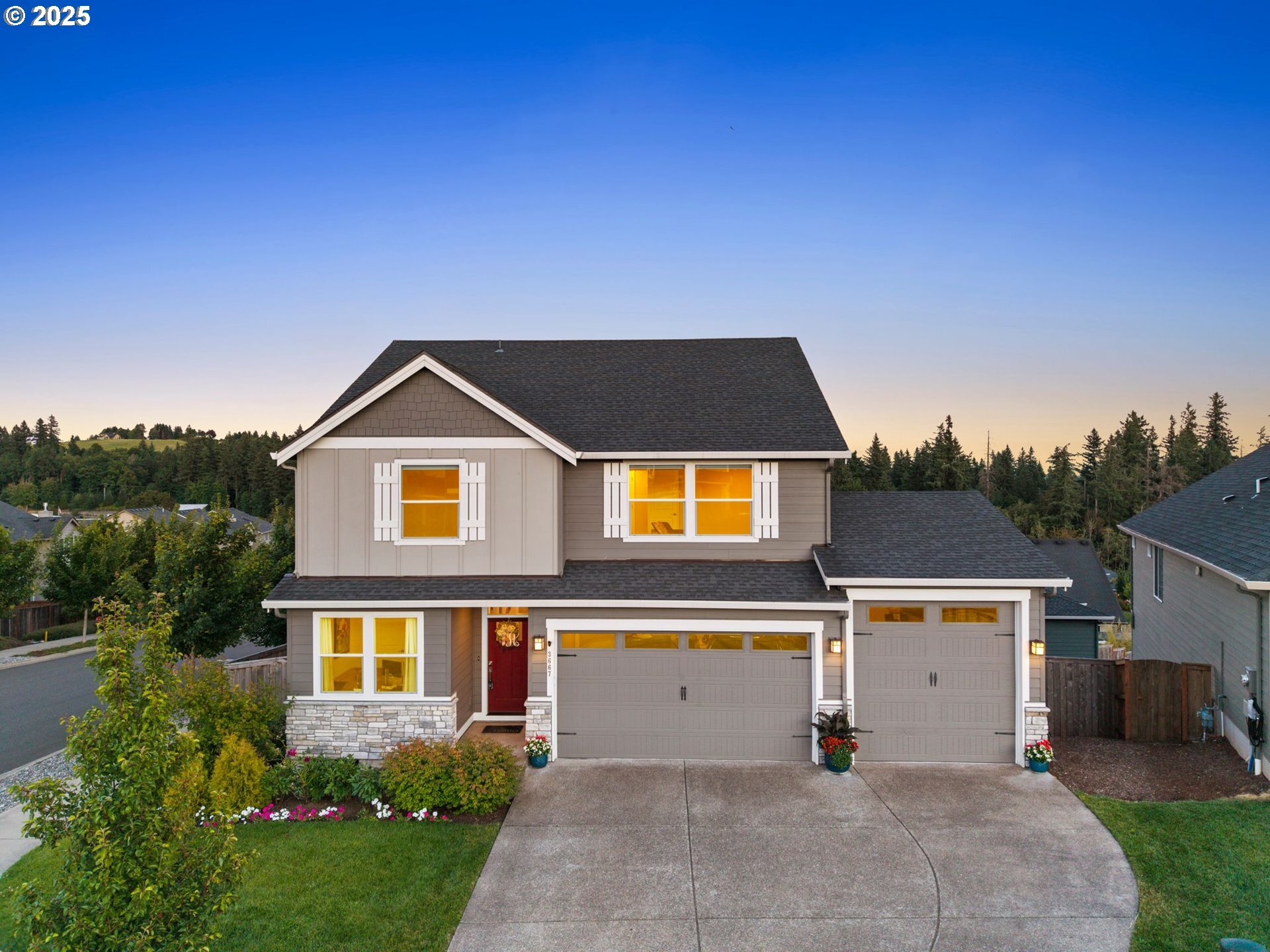 Property Photo: 3667 NE Pioneer St WA 98607