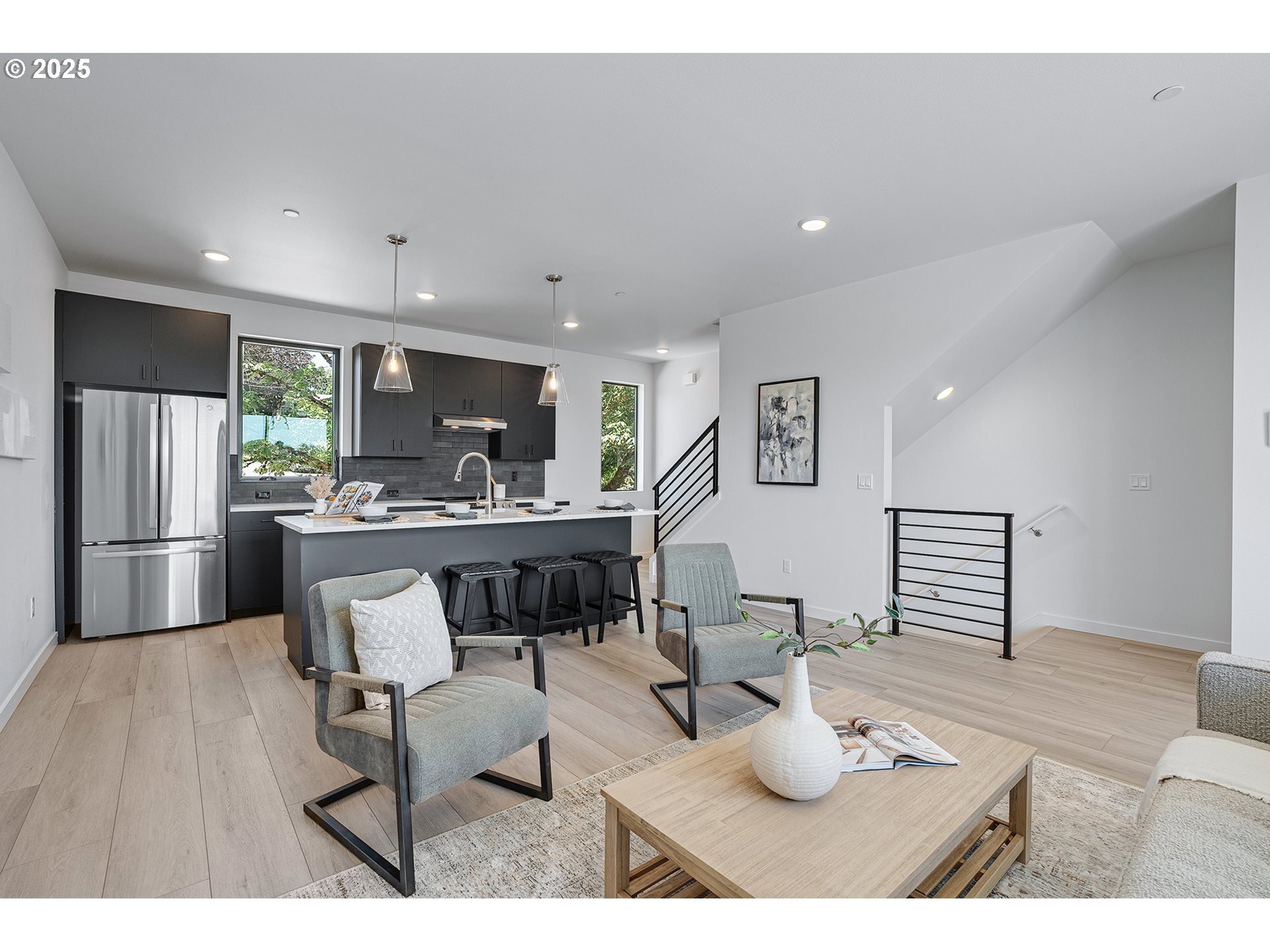 Property Photo:  7290 SW 13th St  OR 97239 