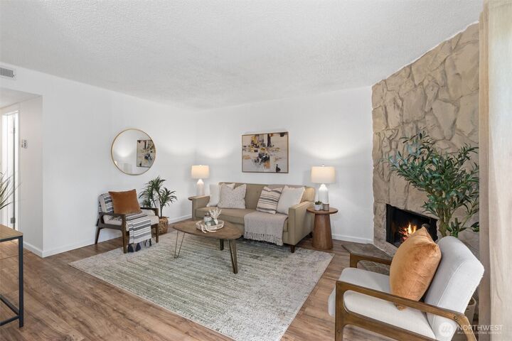 Property Photo: 12515 NE 145th Place D121 WA 98034