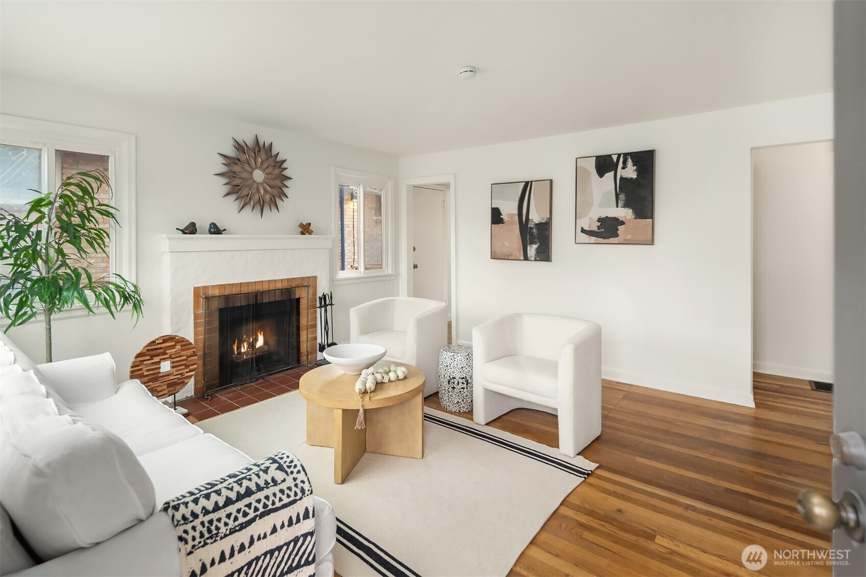 Property Photo: 7519 24th Avenue NW WA 98117