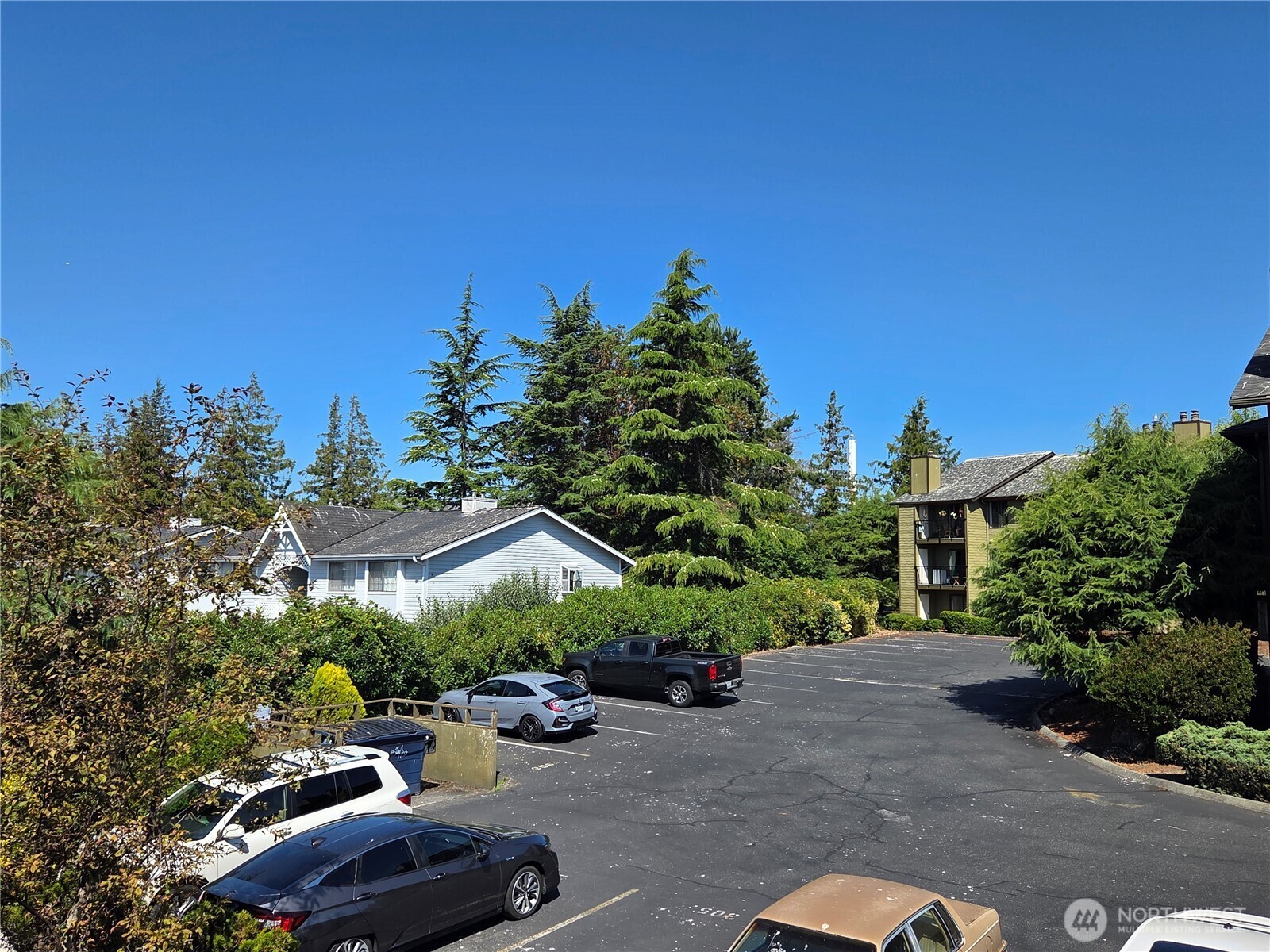 Property Photo: 270 SE Barrington Drive A 304 WA 98277