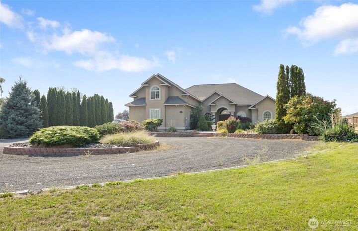 Property Photo: 3348 NE Westshore Drive WA 98837