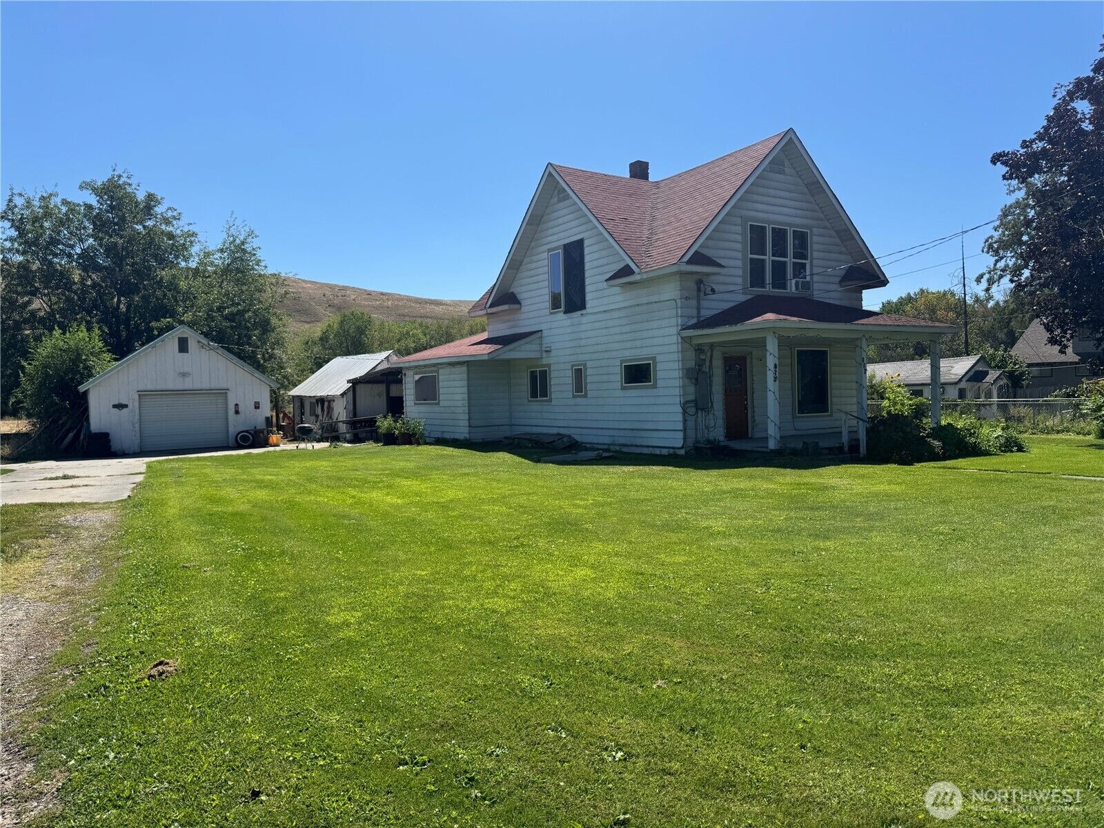Property Photo: 873 1st Avenue WA 98840