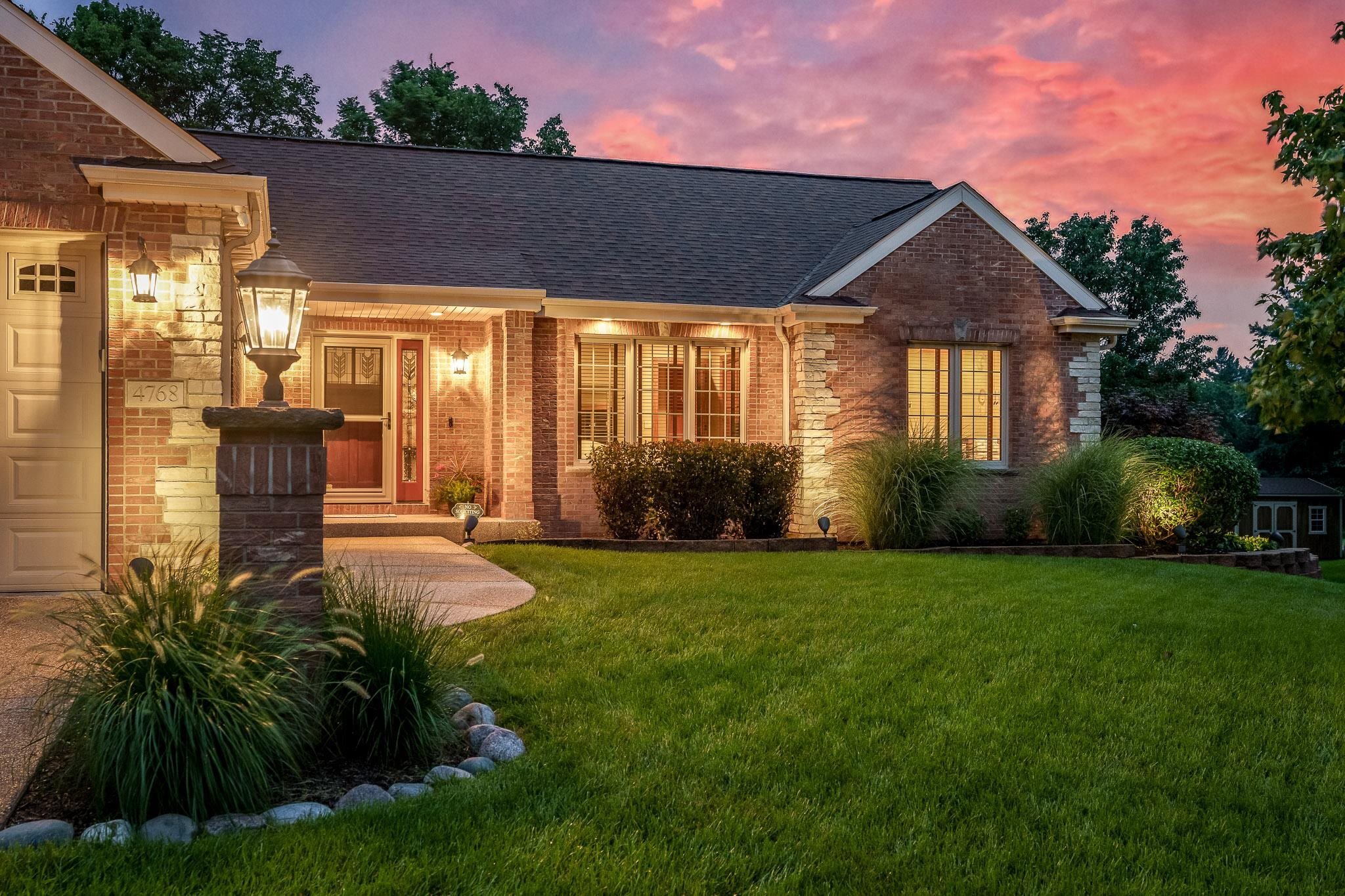 Property Photo: 4768 Lindbloom Lane IL 61016