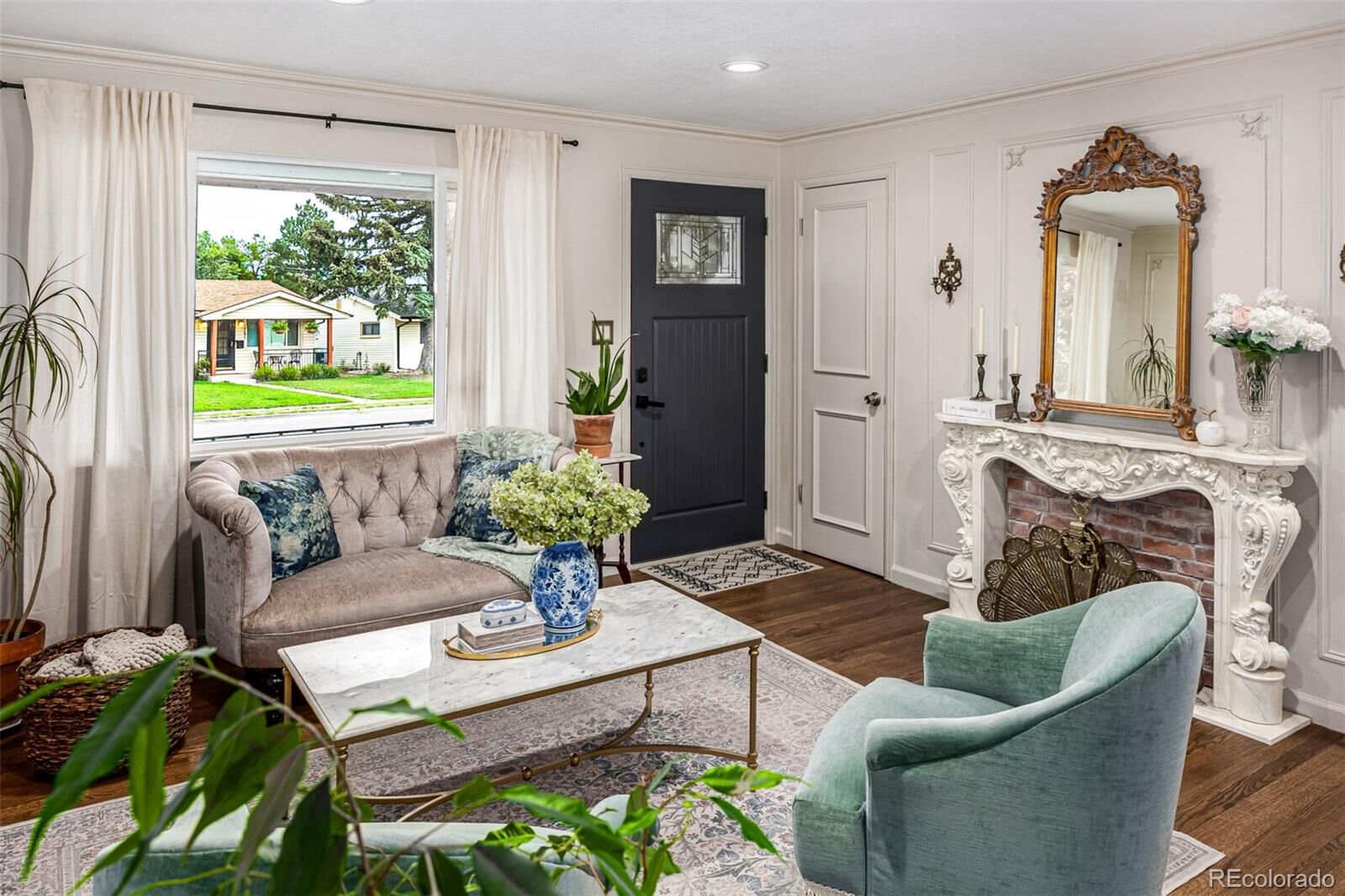 Property Photo: 3760 S Huron Street CO 80110