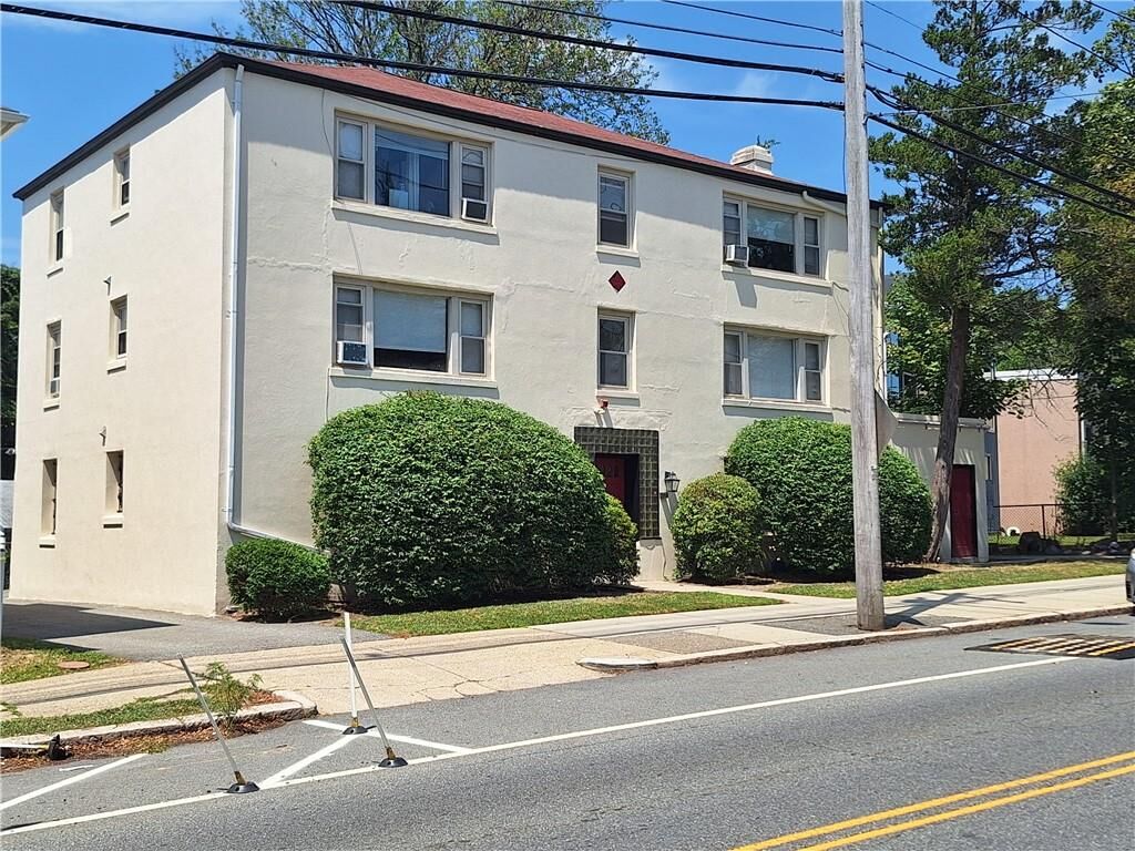 Property Photo:  428 Hope Street  RI 02906
