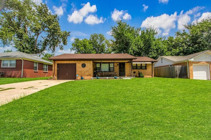 Property Photo: 732 N El Paso KS 67037