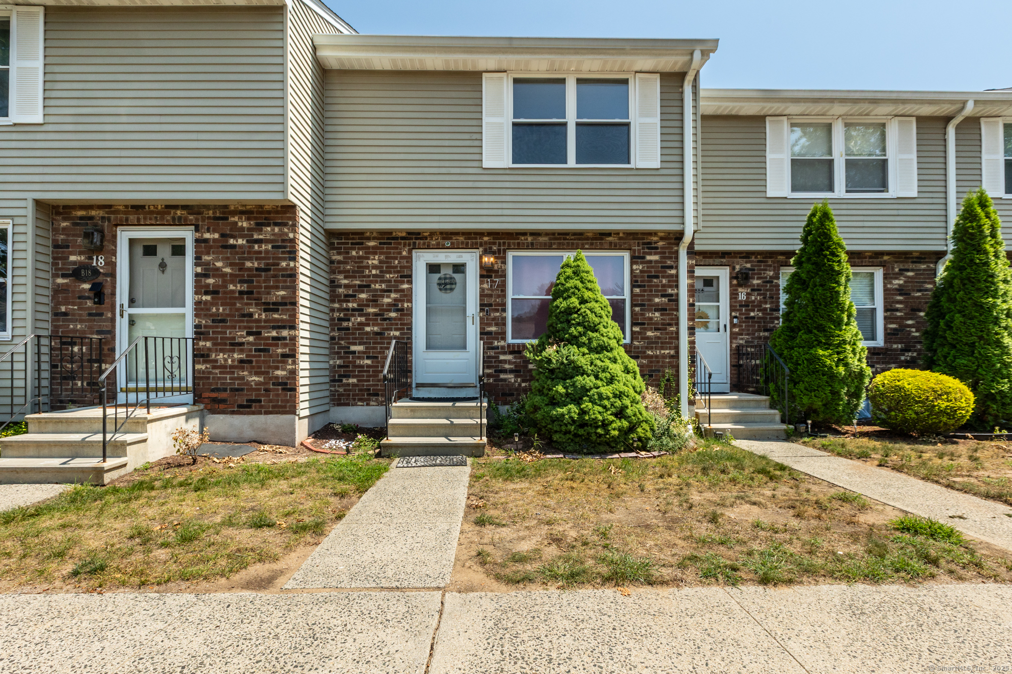 Property Photo:  17 Saint Marc Circle B  CT 06074 