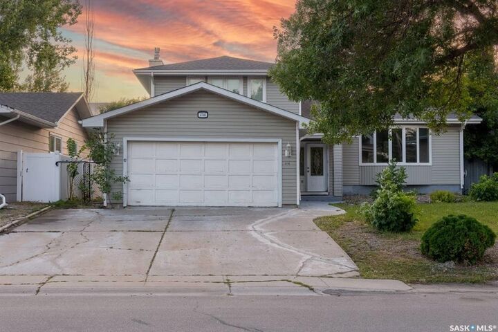 Property Photo:  4746 McTavish Street  SK S4S 6N6 