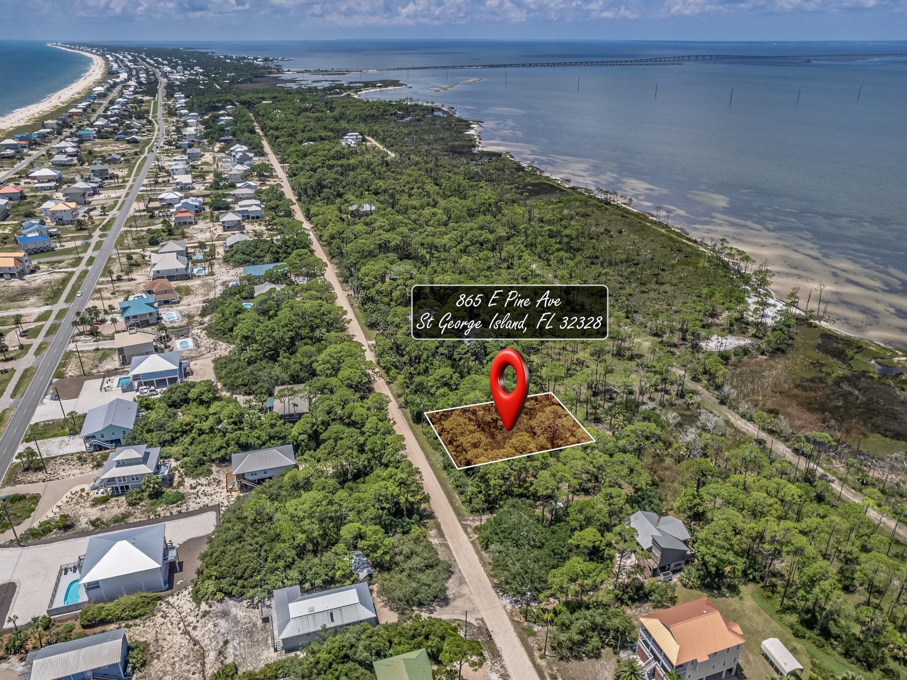 Property Photo: 865 E Pine Avenue FL 32328