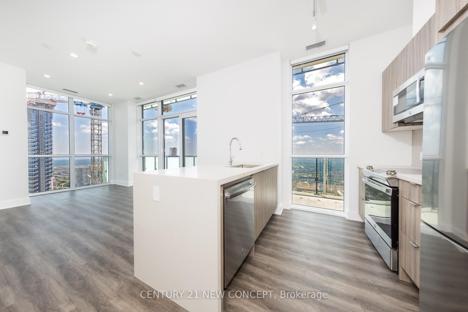 Property Photo: 4130 Parkside Village Drive 3809 ON L5B 3M8