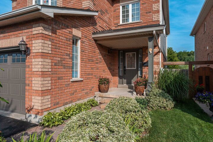 Property Photo: 179 Acton Boulevard ON L7J 2Y4