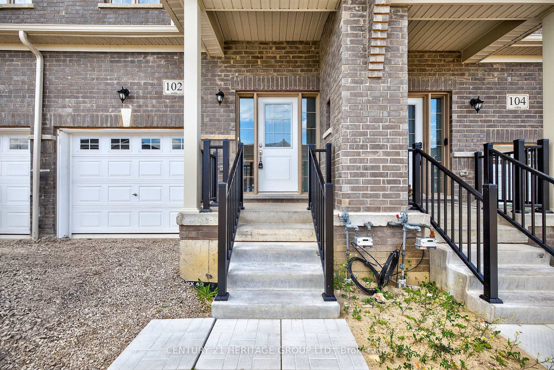 Property Photo:  102 Stocks Avenue  ON N0C 1B0 