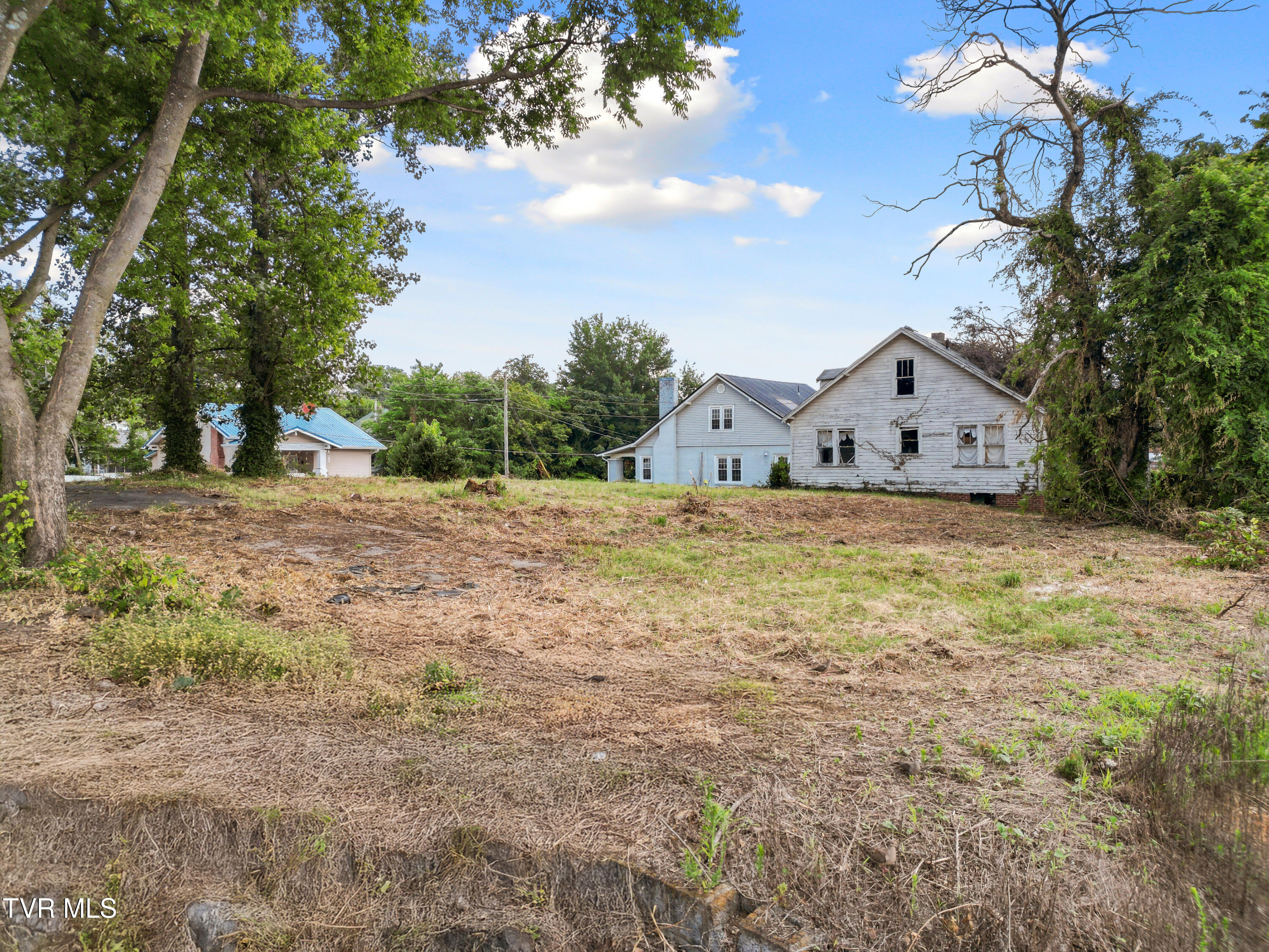 Property Photo: 205 Hall Street TN 37745