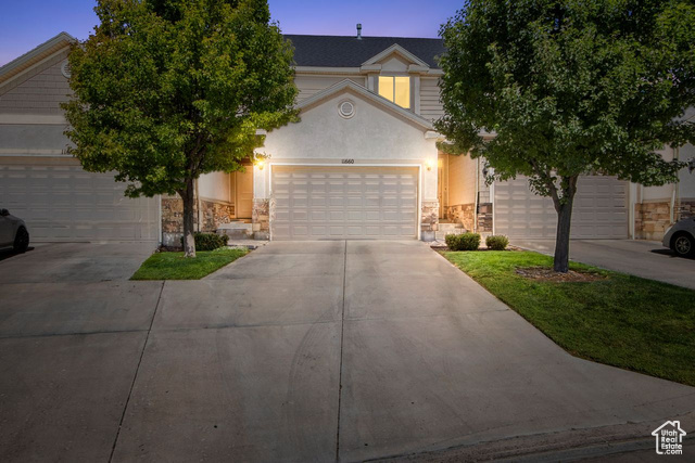 Property Photo: 11660 S Shadow View Ln UT 84020