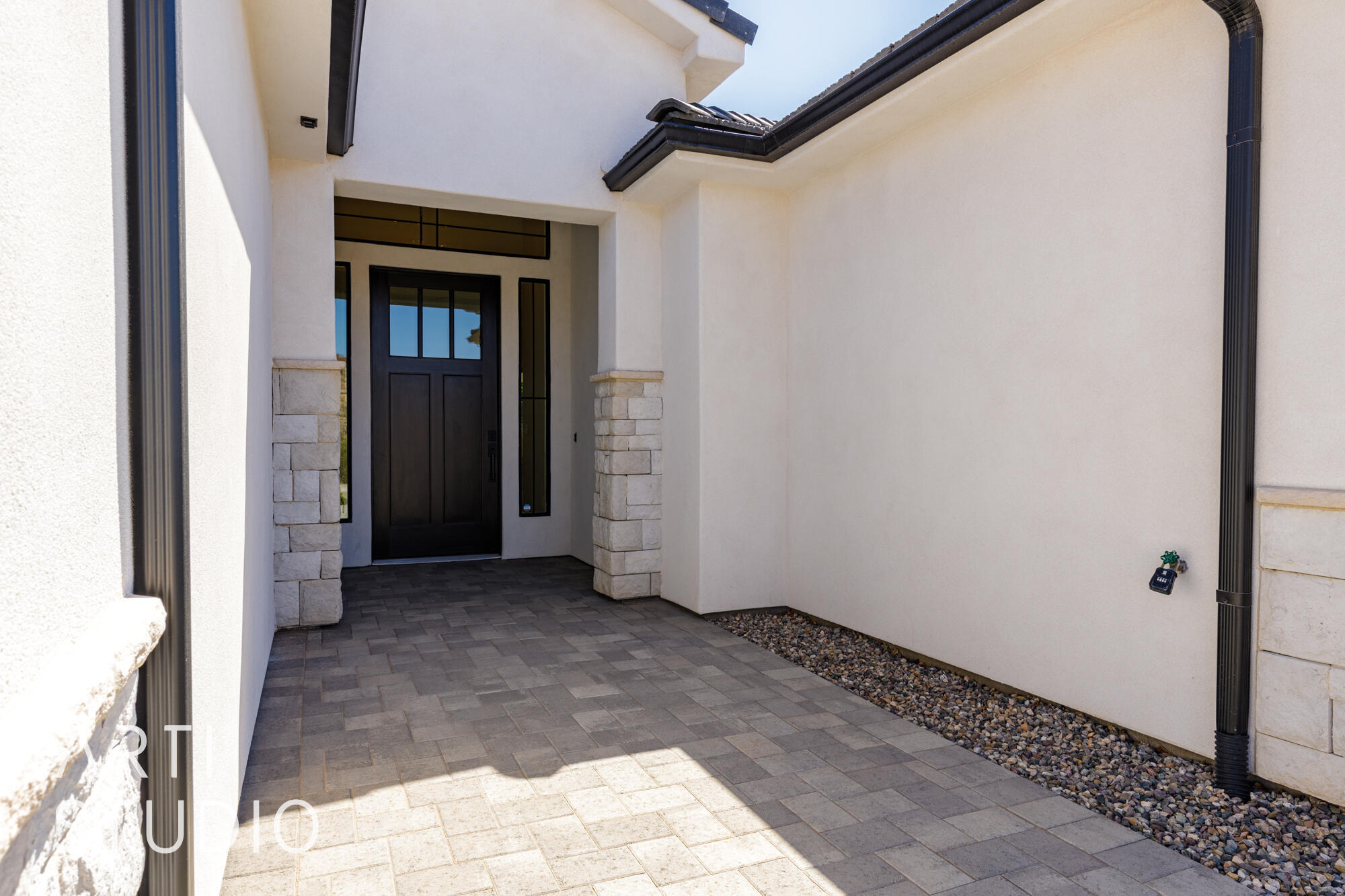 Property Photo: 2984 E Broken Mesa Dr UT 84790