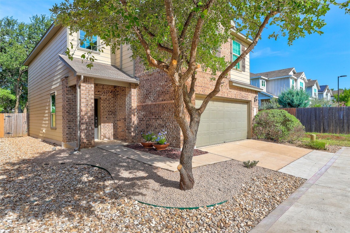 Property Photo: 10600 Tramonto Drive 9 TX 78748
