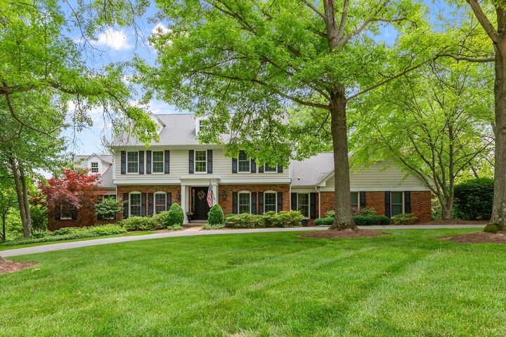 6 Vanessa Drive  Town and Country MO 63131 photo
