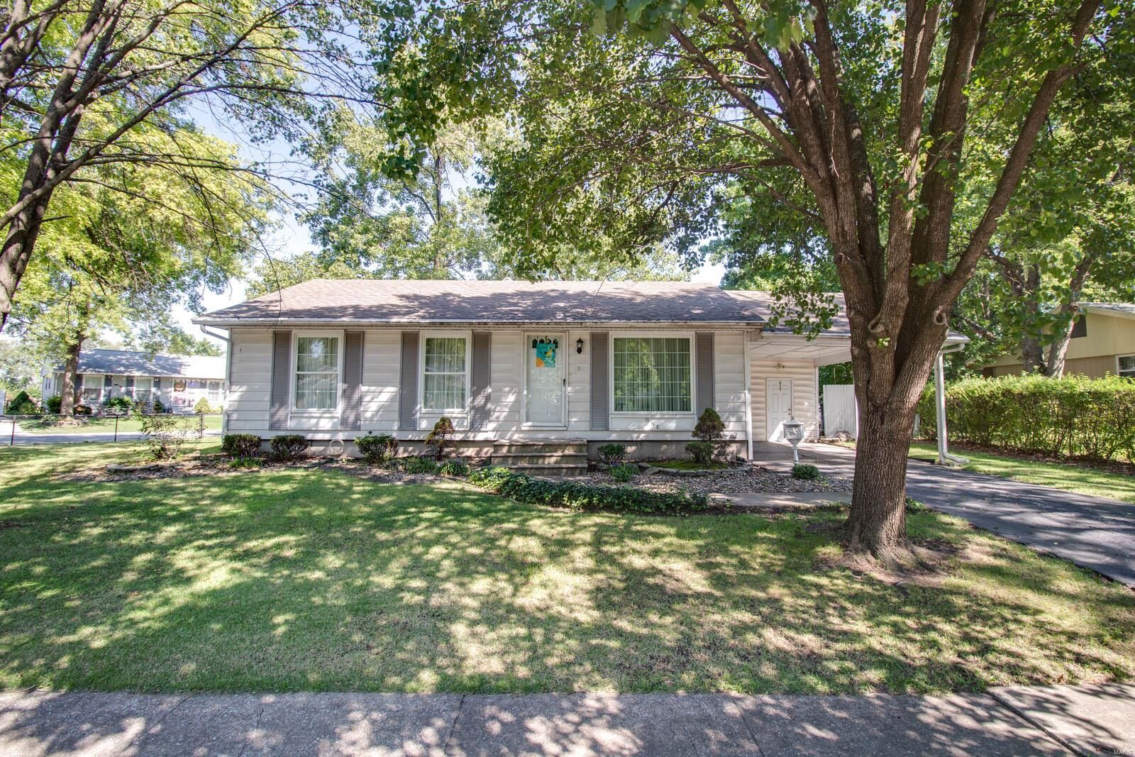Property Photo: 1 Wilson Park Drive IL 62040