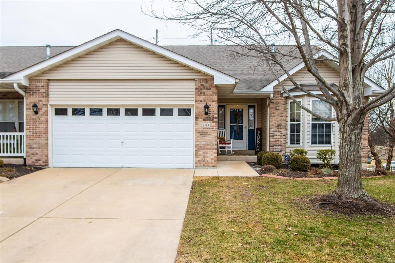 Property Photo:  906 Penny Lane  MO 63376 