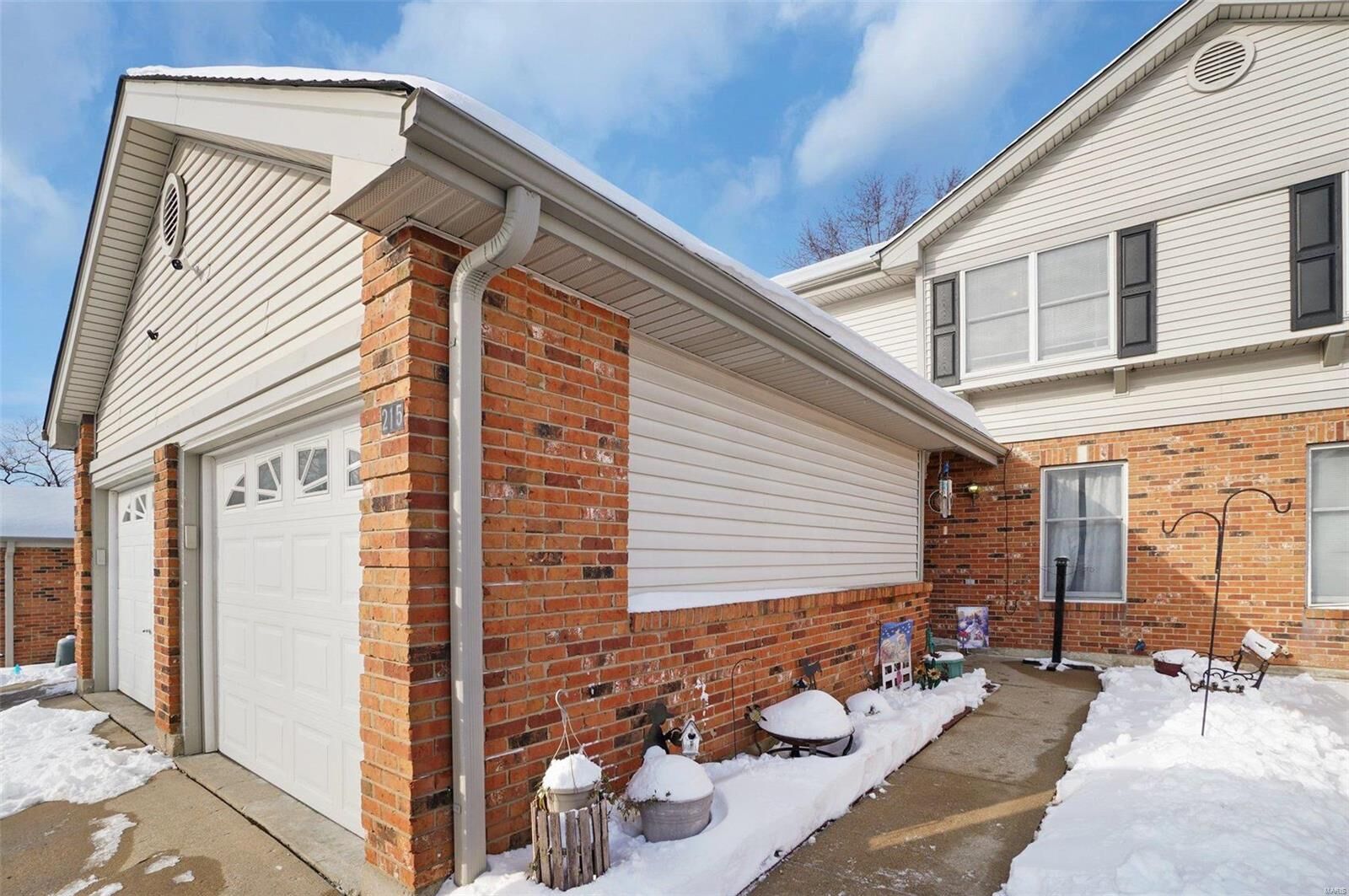 Property Photo: 215 Deer Hollow Court MO 63366