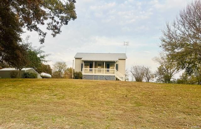 Property Photo: 630 County Road 471 MO 63769