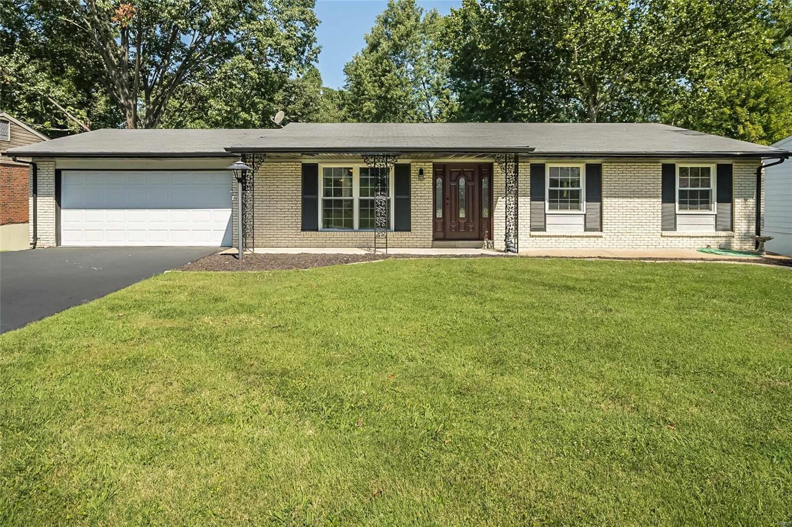 Property Photo:  12835 Wenlock Drive  MO 63146 